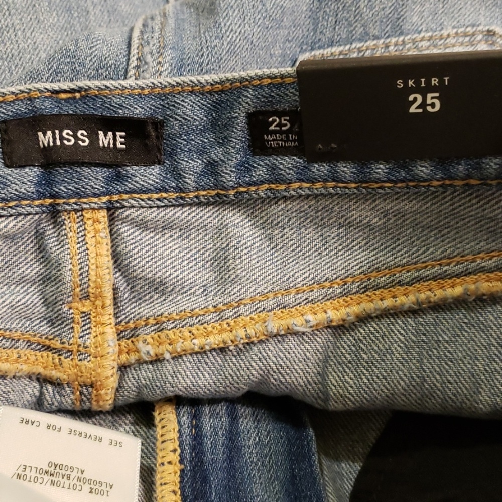NWT Miss Me Denim Skirt - Picture 3 of 4